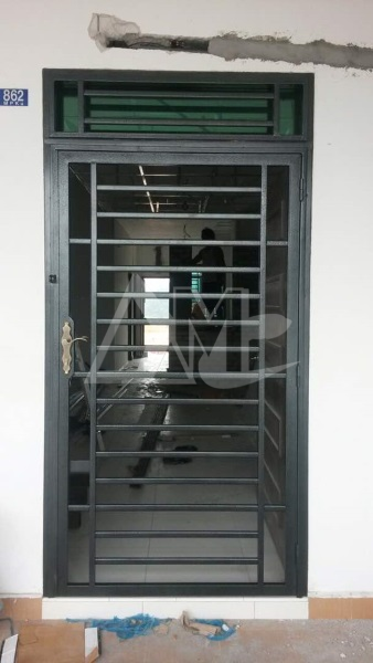 Powder Coated Metal Door 004